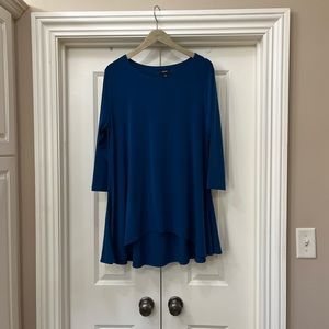 Alfani blue tunic with 3/4 length sleeves